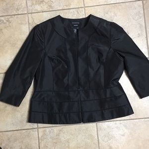 Doncaster women’s black jacket